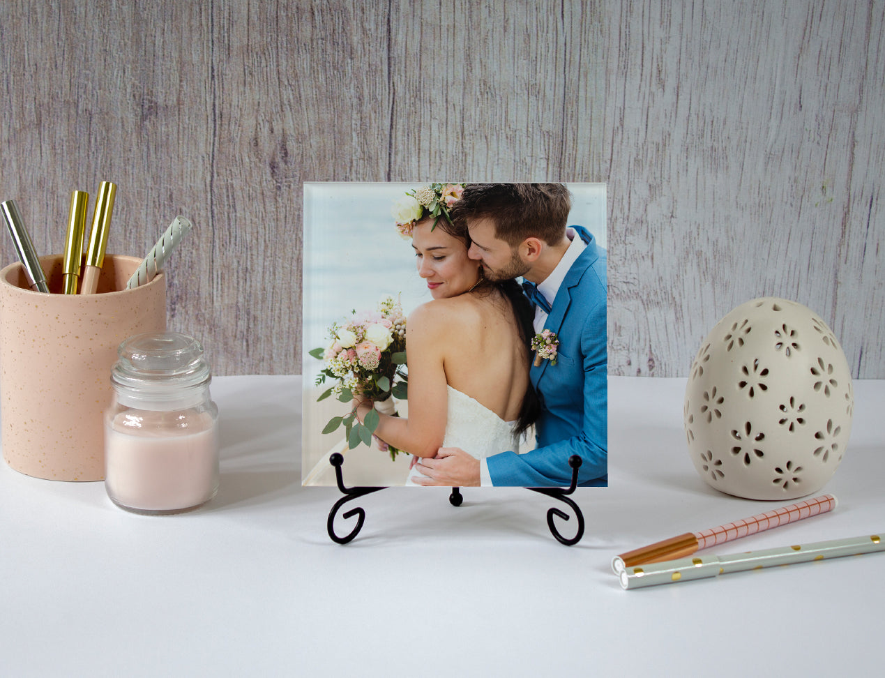 Table-top Acrylic Print sitting on a metal easel